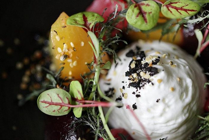 14939344_1006398936135304_8886545961720109868_o-696x465