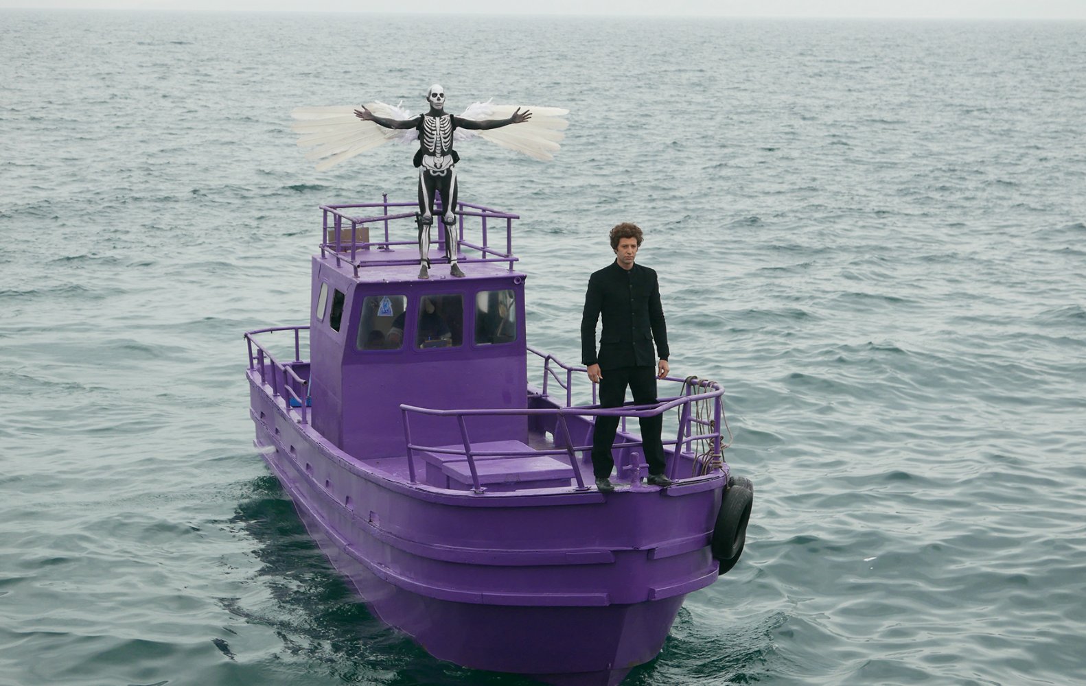 nesibaigianti-poezija